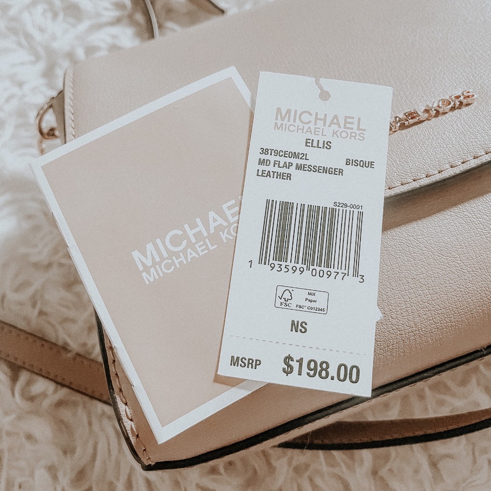 HP✨ Michael Kors crossbody